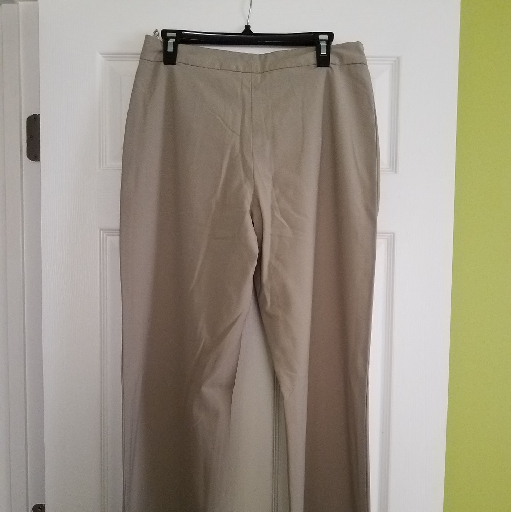 Women Gap Slacks